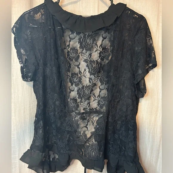 VINTAGE BLACK LACE SHEER TIE-UP BLOUSE - Picture 4 of 4